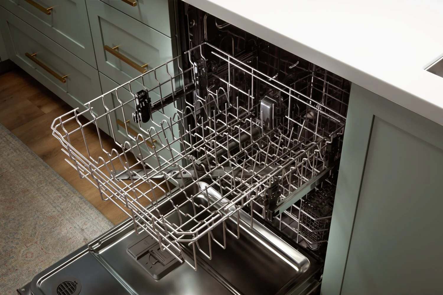 Whirlpool Large Capacity Dishwasher with Deep Top Rack - WDT740SALZ - Image 6