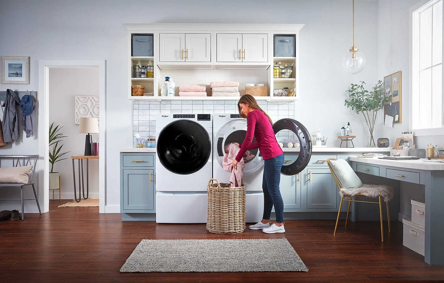 Whirlpool White Front-Load Washer (5.8 cu. ft.) & Electric Dryer (7.4 cu. ft.) - WFW6605MW/YWED6605MW - Image 4