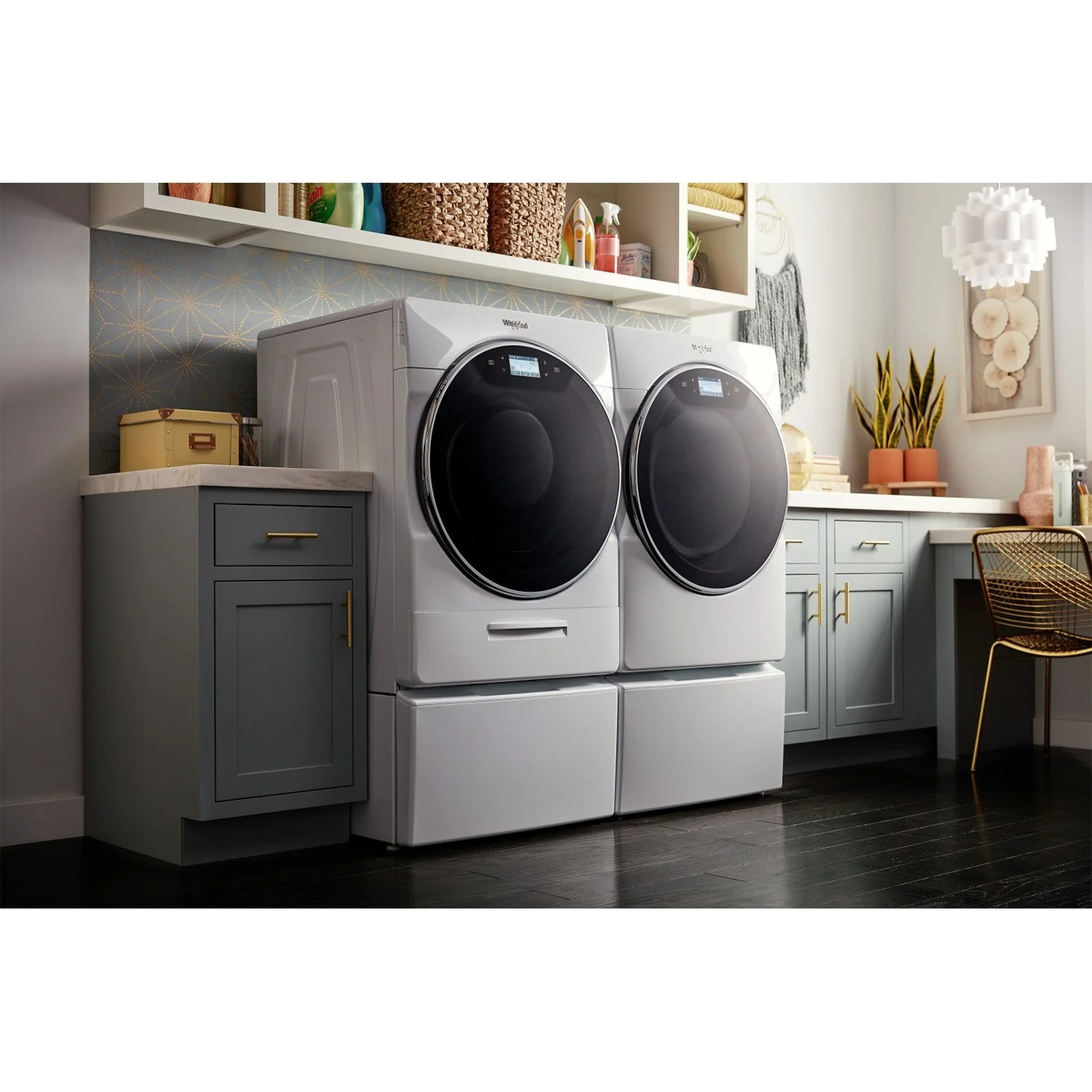 Whirlpool White Front-Load Washer (5.8 cu. ft.) & Gas Dryer (7.4 cu. ft.) - WFW9620HW/WGD9620HW - Image 10